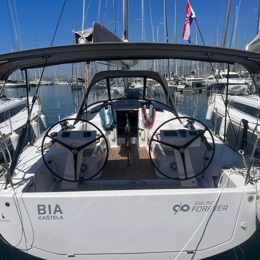 JUNO 16