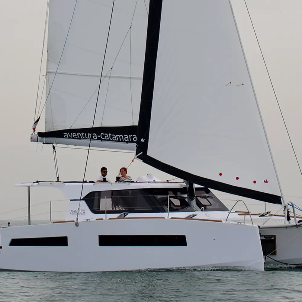 Main image of catamaran, Aventura 34 CL- AVE-20-CR