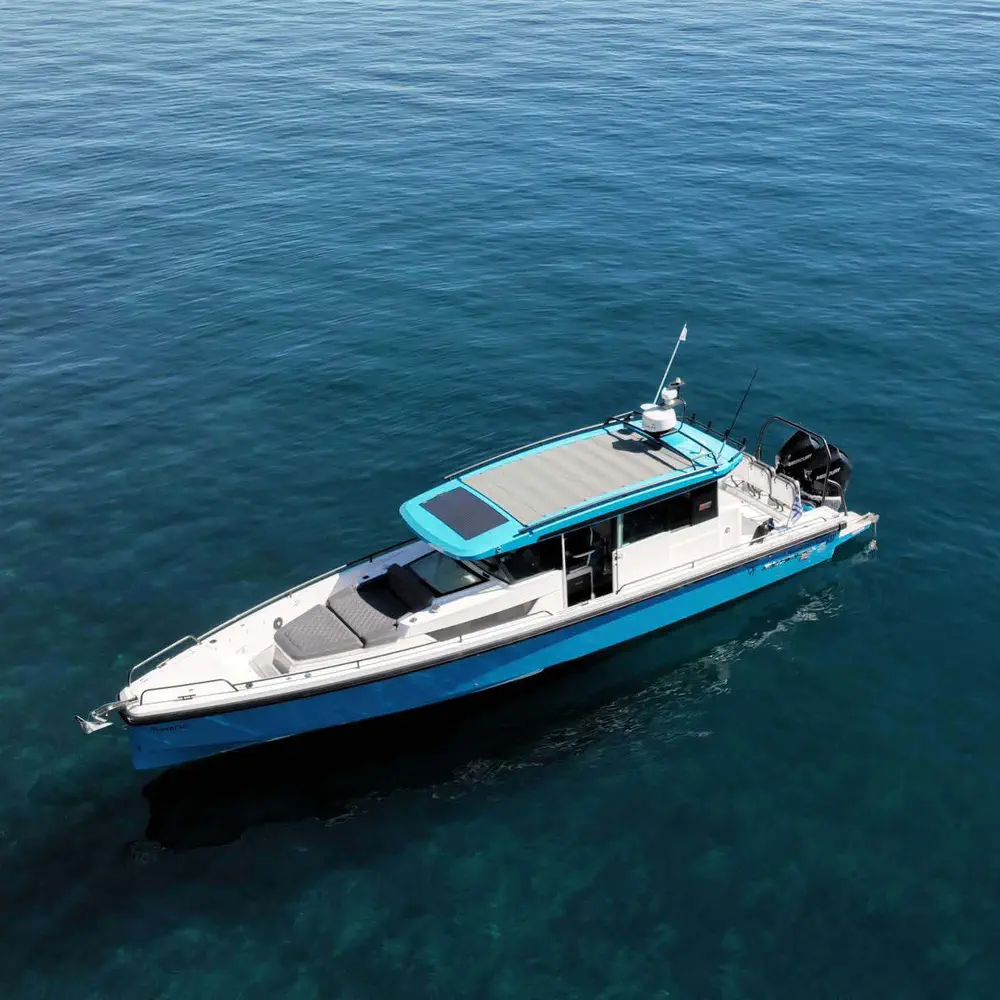 Main image of motor boat, Axopar 37 XC Cross Cabin VIDA