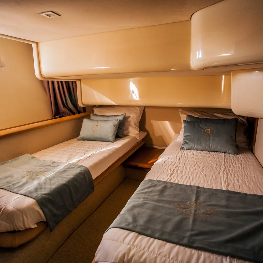 Aphrodite 22
