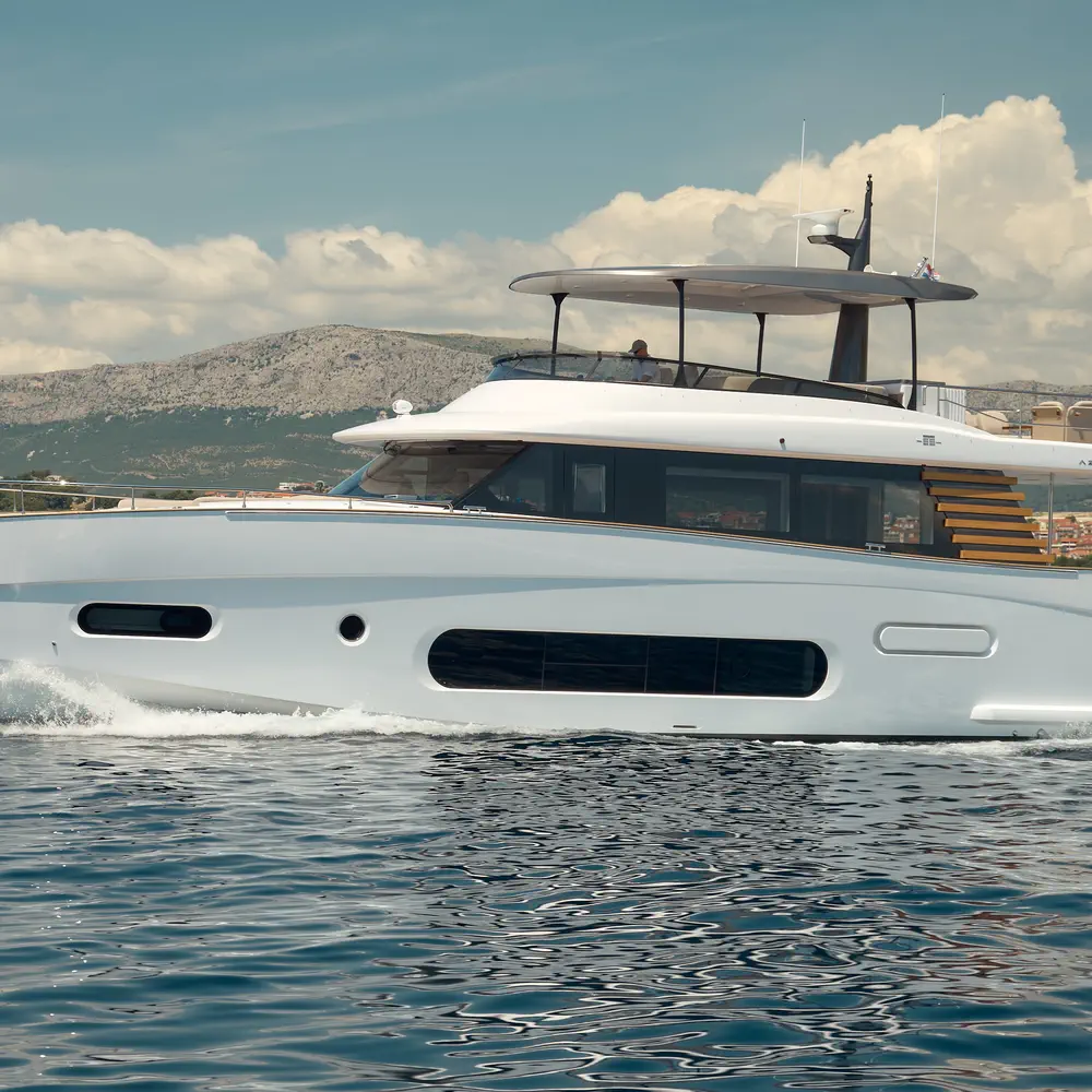 AVA II 7