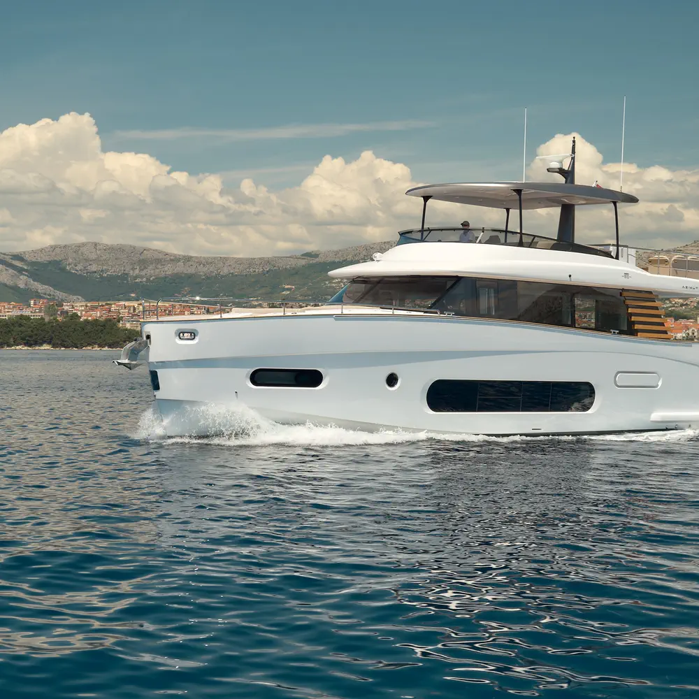 AVA II 43
