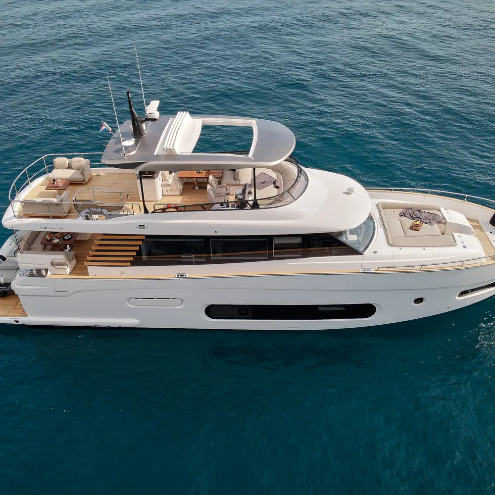 AVA II 33