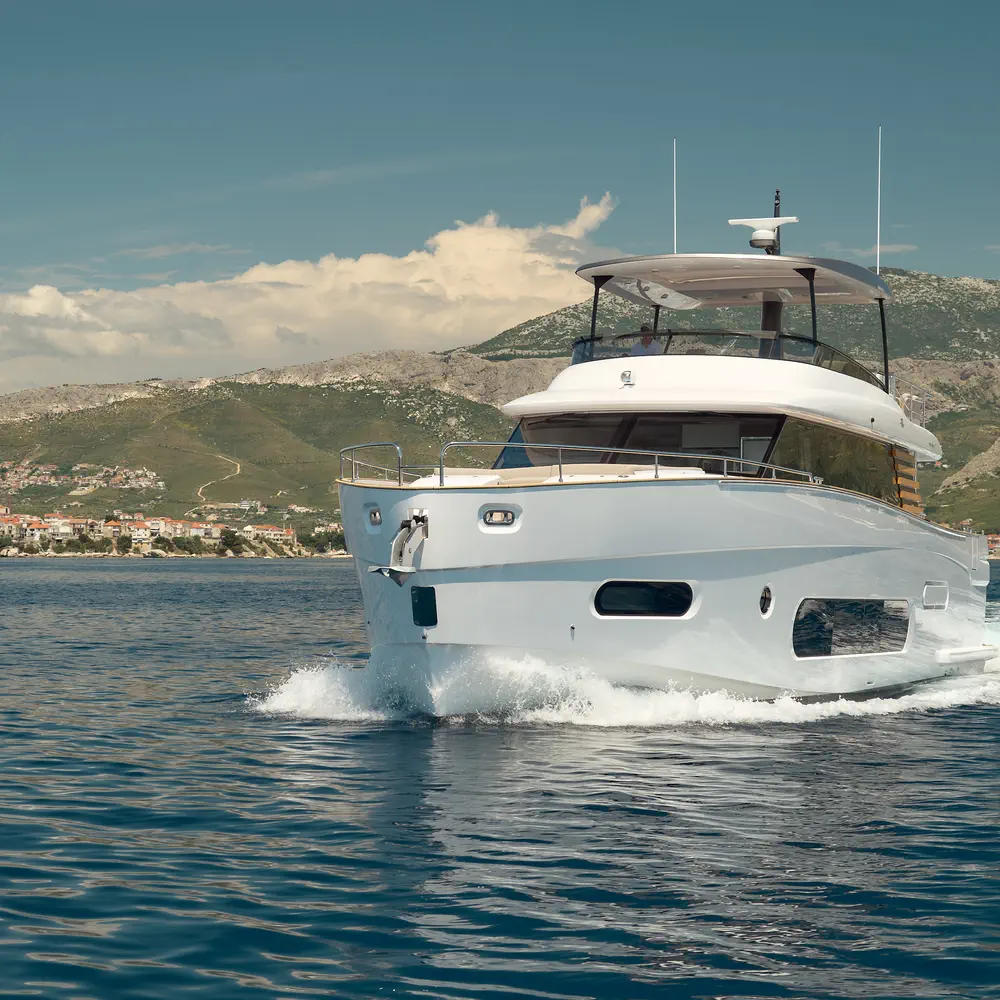 AVA II 105
