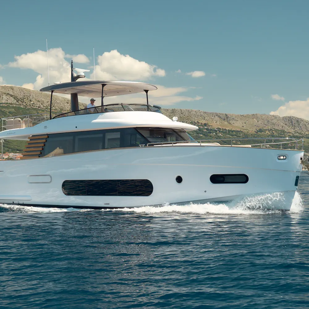 AVA II 131