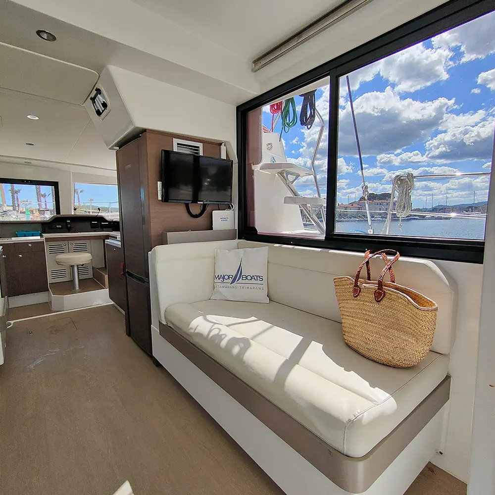 Poseidon 16
