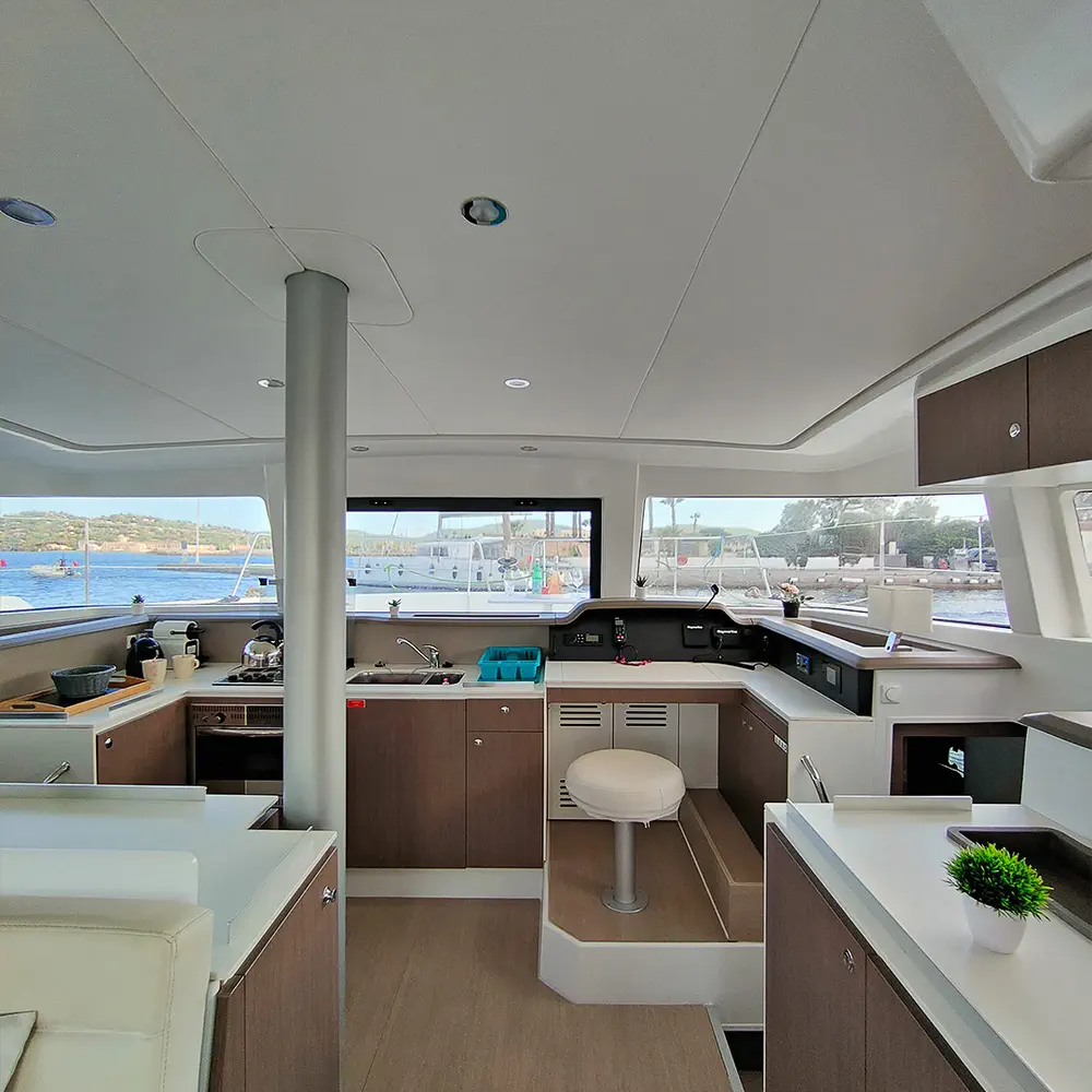 Poseidon 18