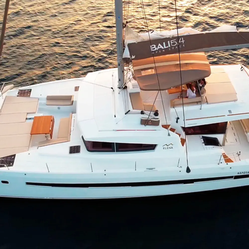 https://dsmkaagprkqin.cloudfront.net/images/bali-catamarans/bali-5-4/catamaran/2791176830000104203-1746532312767686490-elena-1000x1000.webp