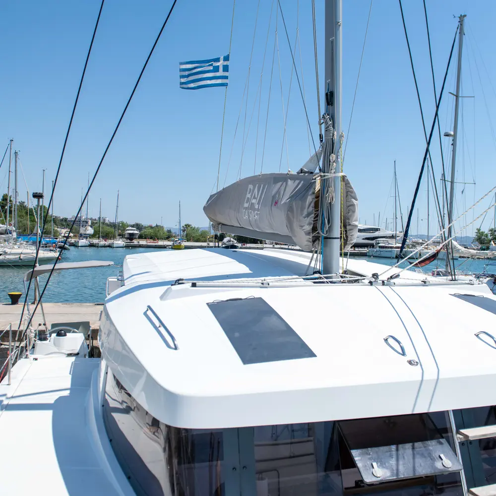 Ela Thalassa III 41
