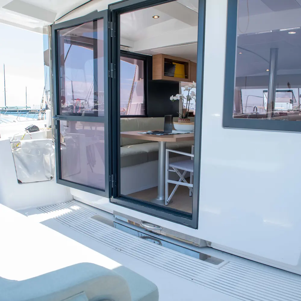 Ela Thalassa III 66
