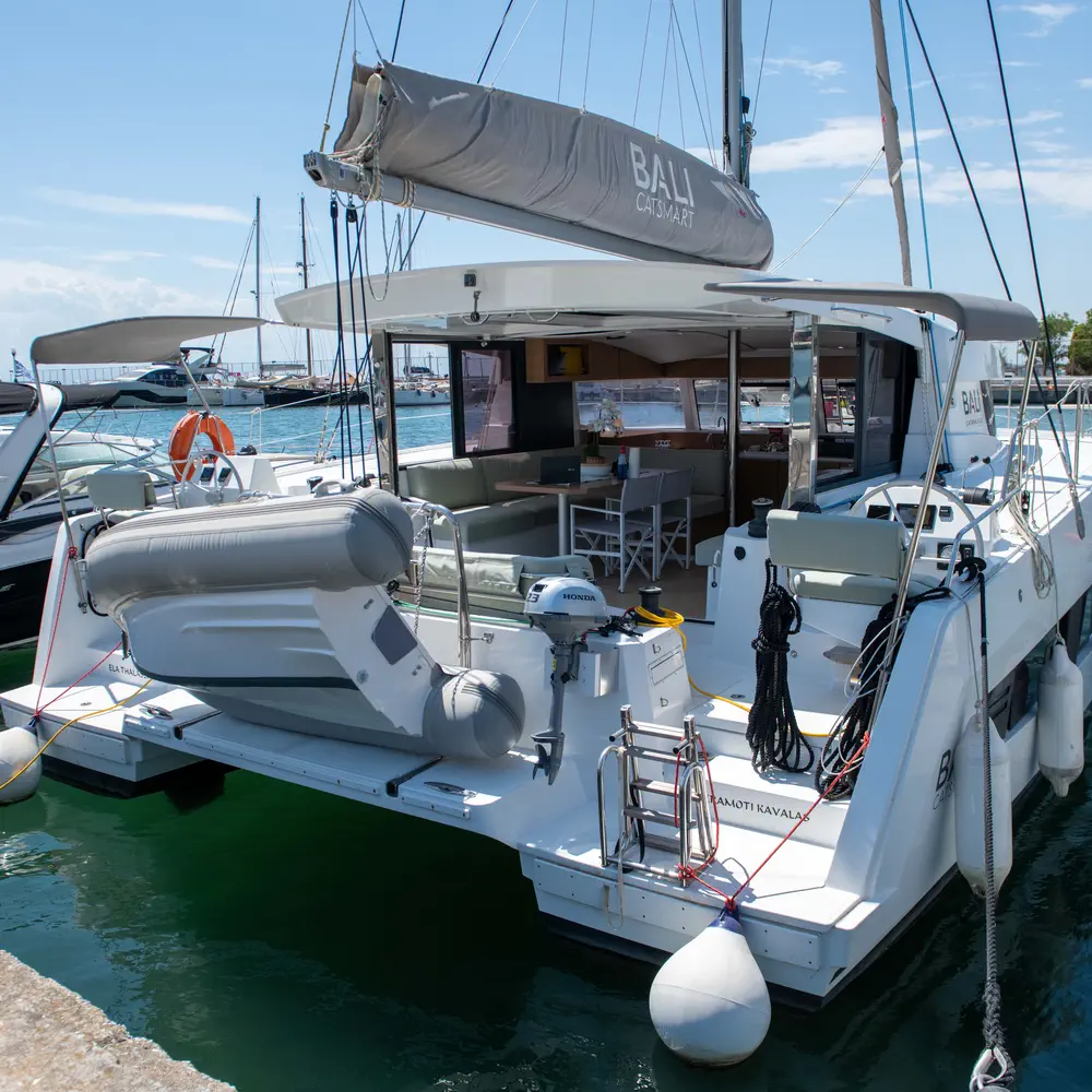 Ela Thalassa III 69
