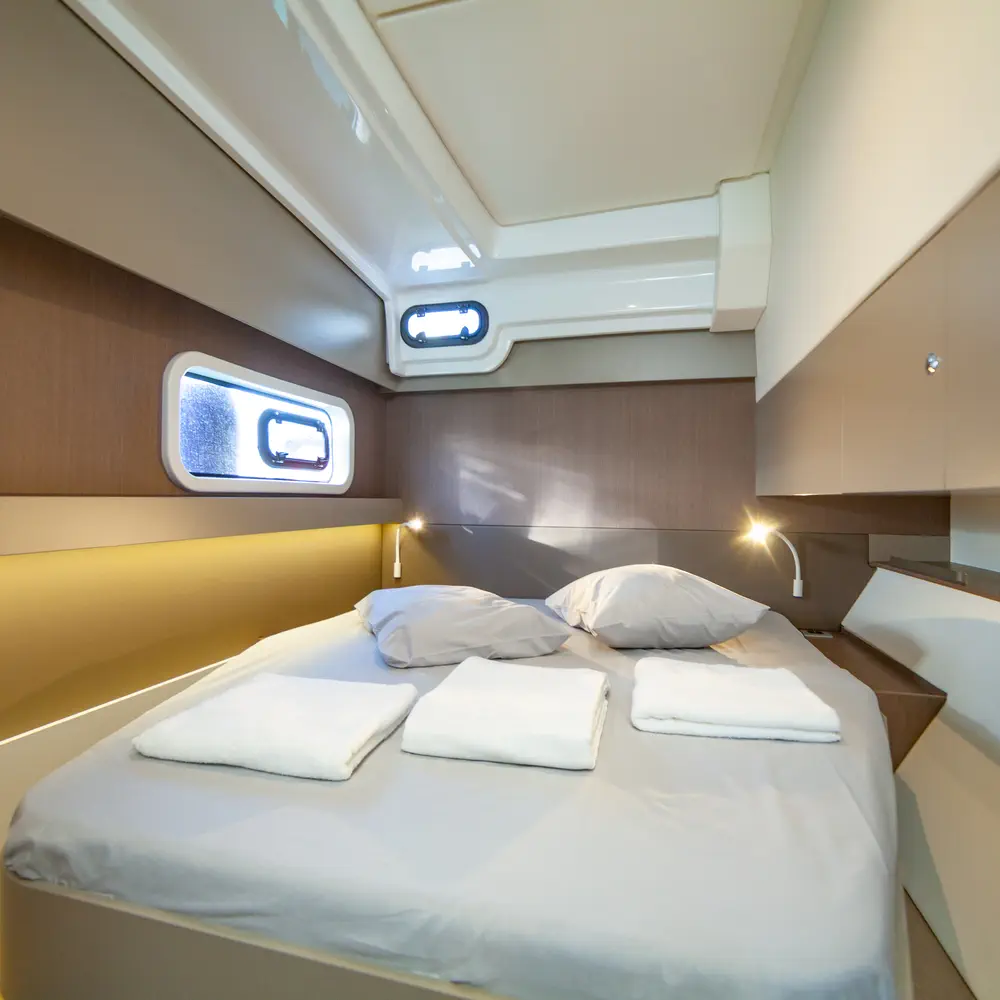 Sail Solaris 18