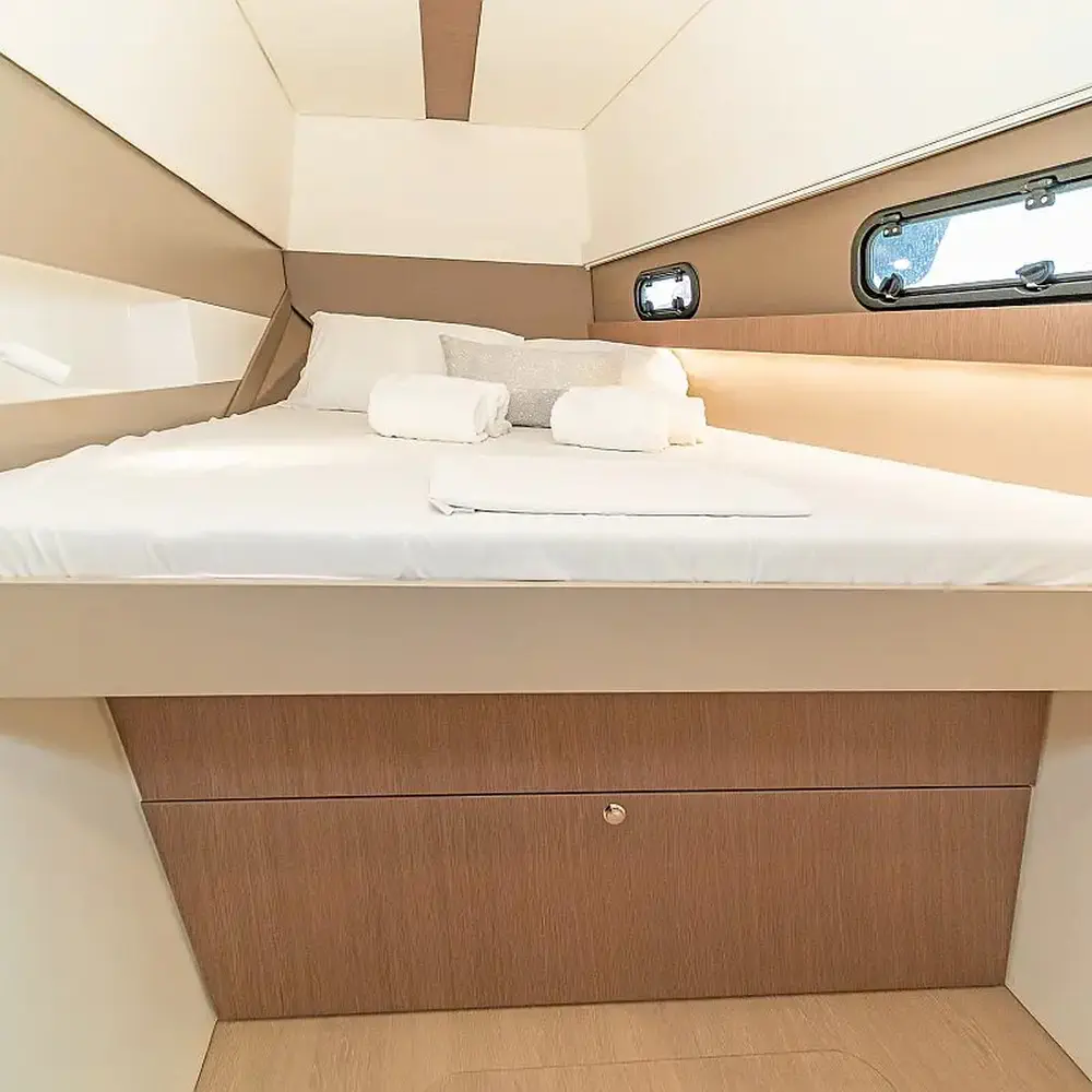 GALASSIA (Electric WC, Solar Panels, 1 SUP free of charge) 28