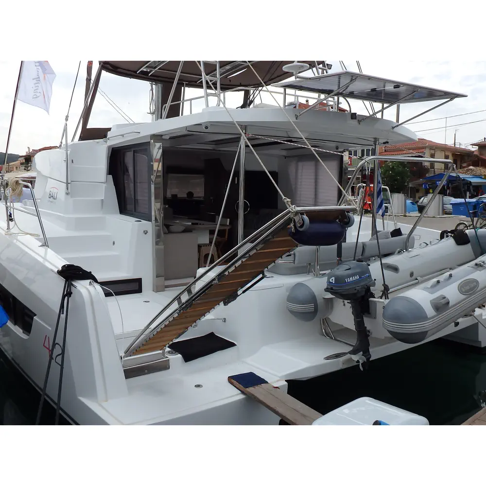 https://dsmkaagprkqin.cloudfront.net/images/bali-catamarans/catamaran/bali-4-2/3219911041902275-1746785106647496956-blue-navy-generator-a-c-1000x1000.webp