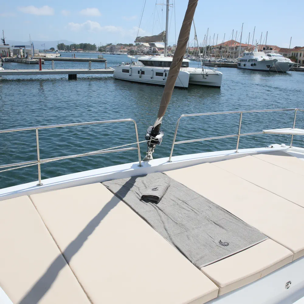 ALINA II 44