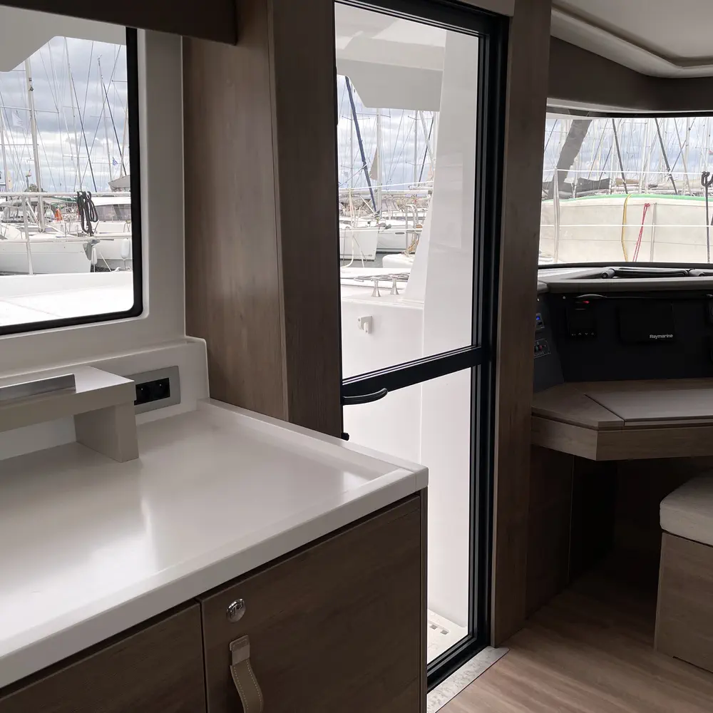 Poseidon 10