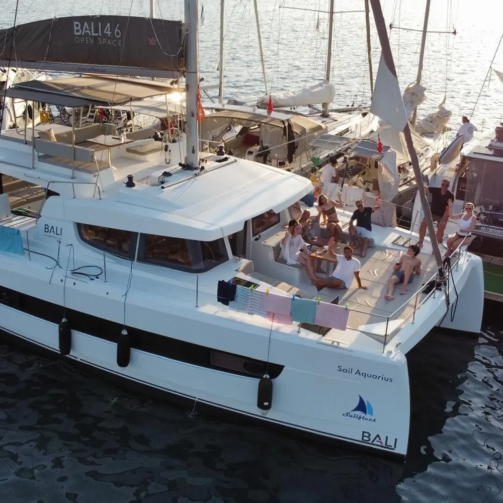 Sail Aquarius 2