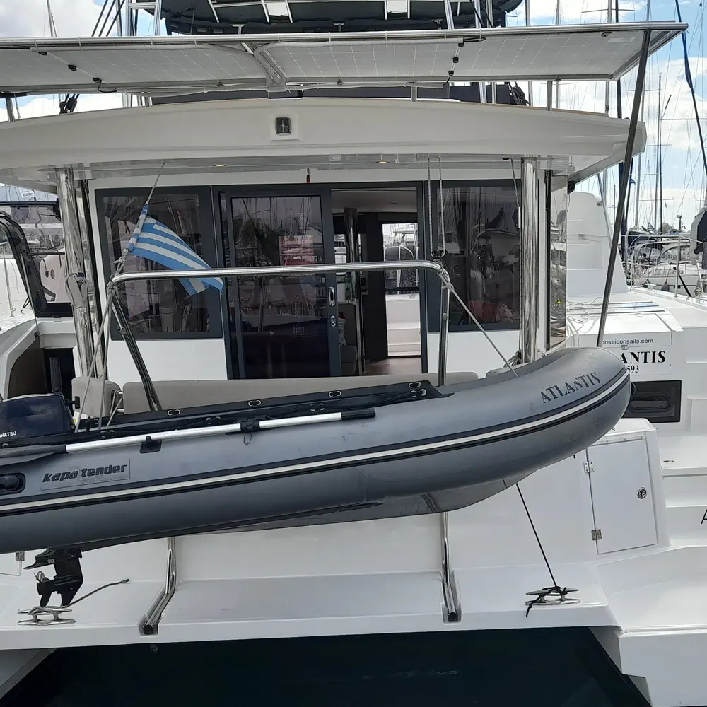 Atlantis 13