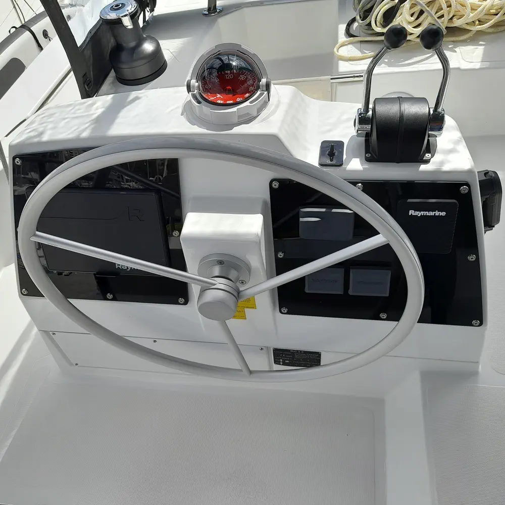 Atlantis 19