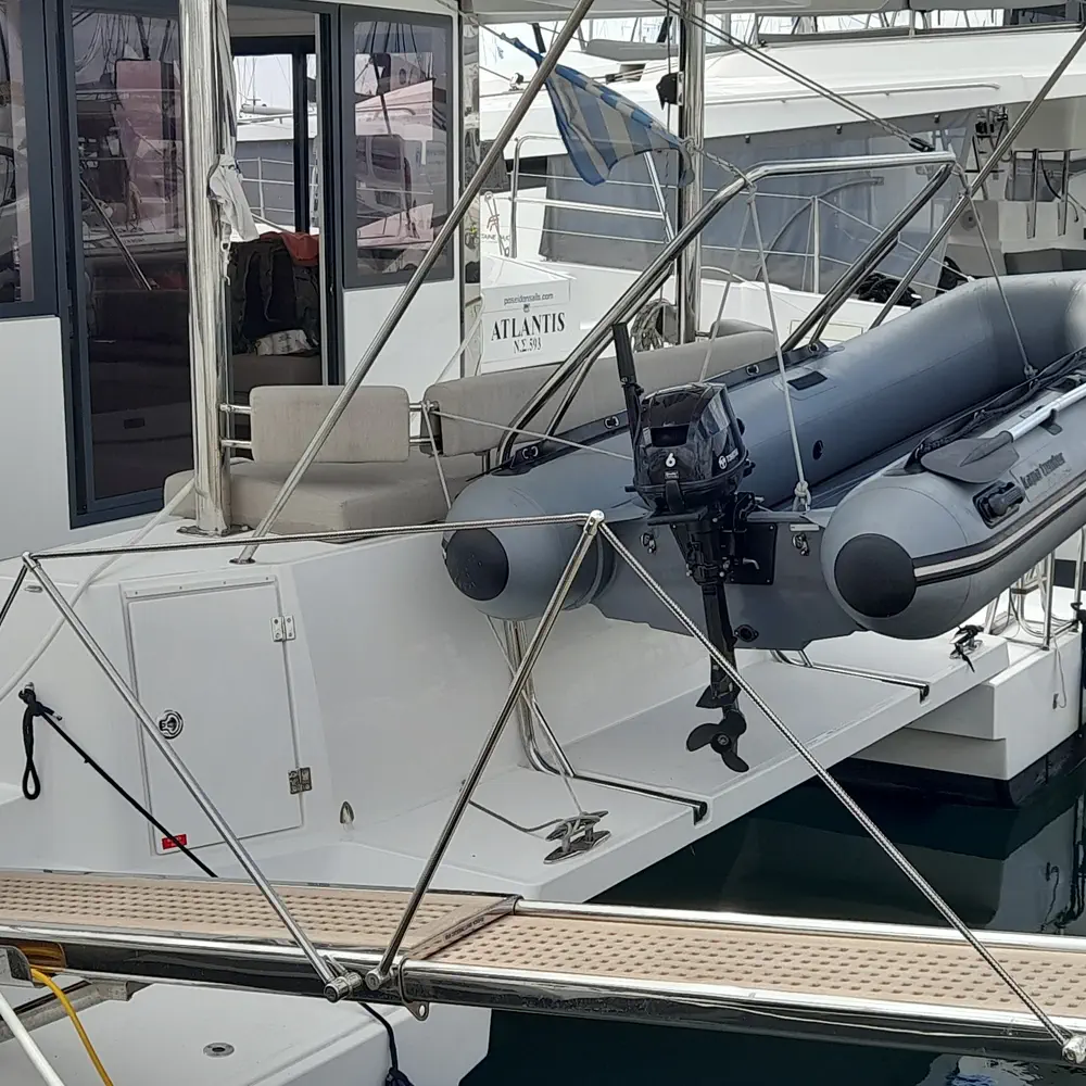 Atlantis 10