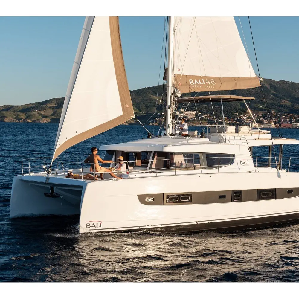 https://dsmkaagprkqin.cloudfront.net/images/bali-catamarans/catamaran/bali-4-8/3864391417705360-1746636553726270900-suri-1000x1000.webp