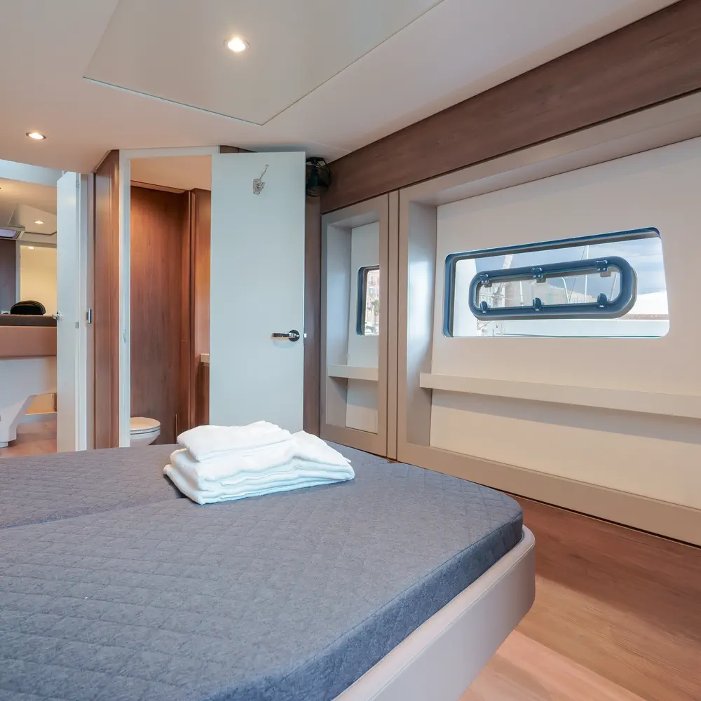 Coral Bay 7