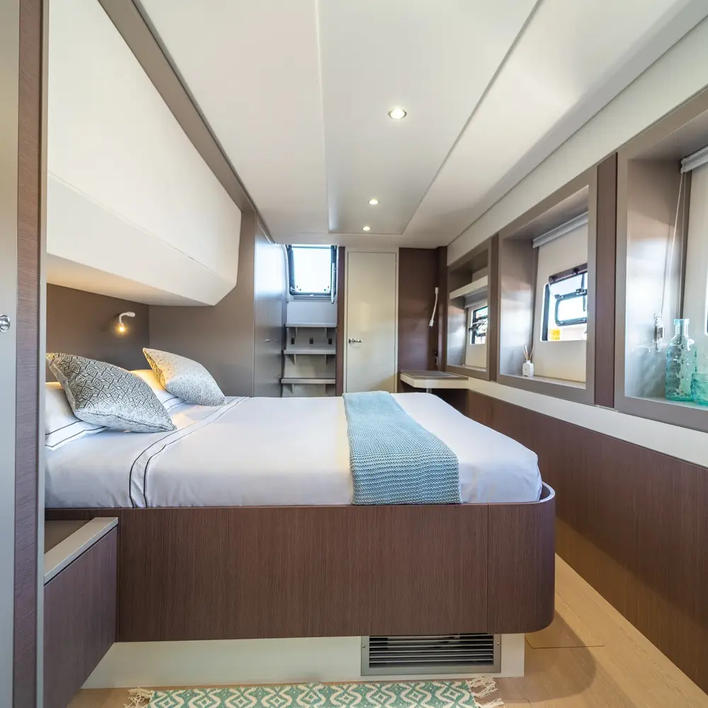 Signature Concept 16