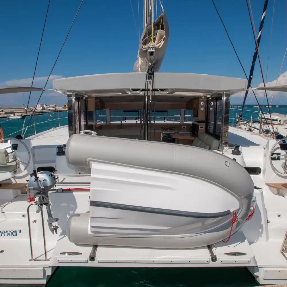 SKIOUROS II 19