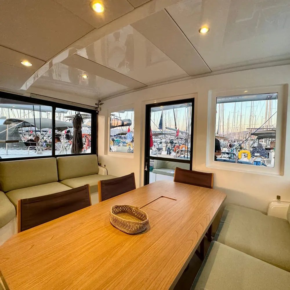 Sail Dorado 8