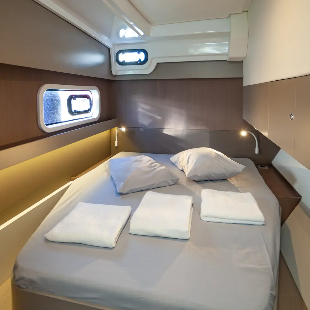 Sail Spica 22