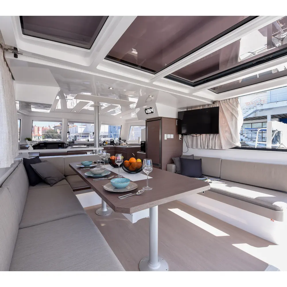 FUX 4 Sail - AC + GENERATOR 2