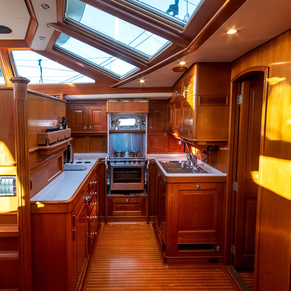 Aurora  18