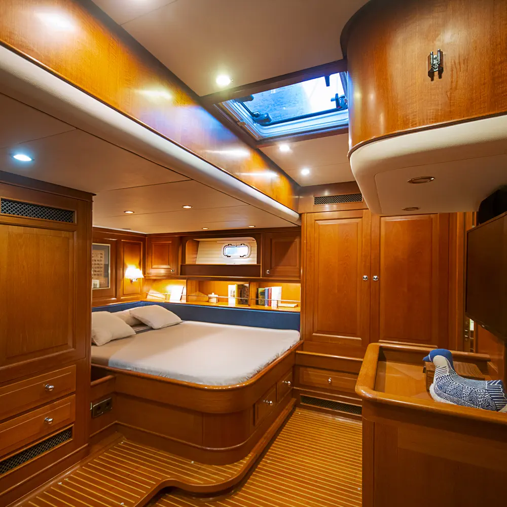 Aurora  26