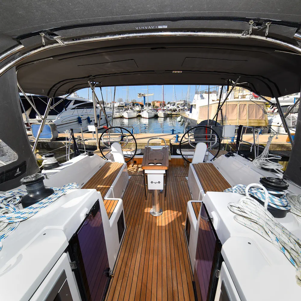 SEA CLOUD 60