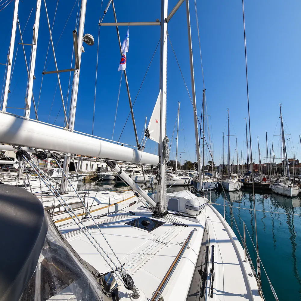 SEA CLOUD 83
