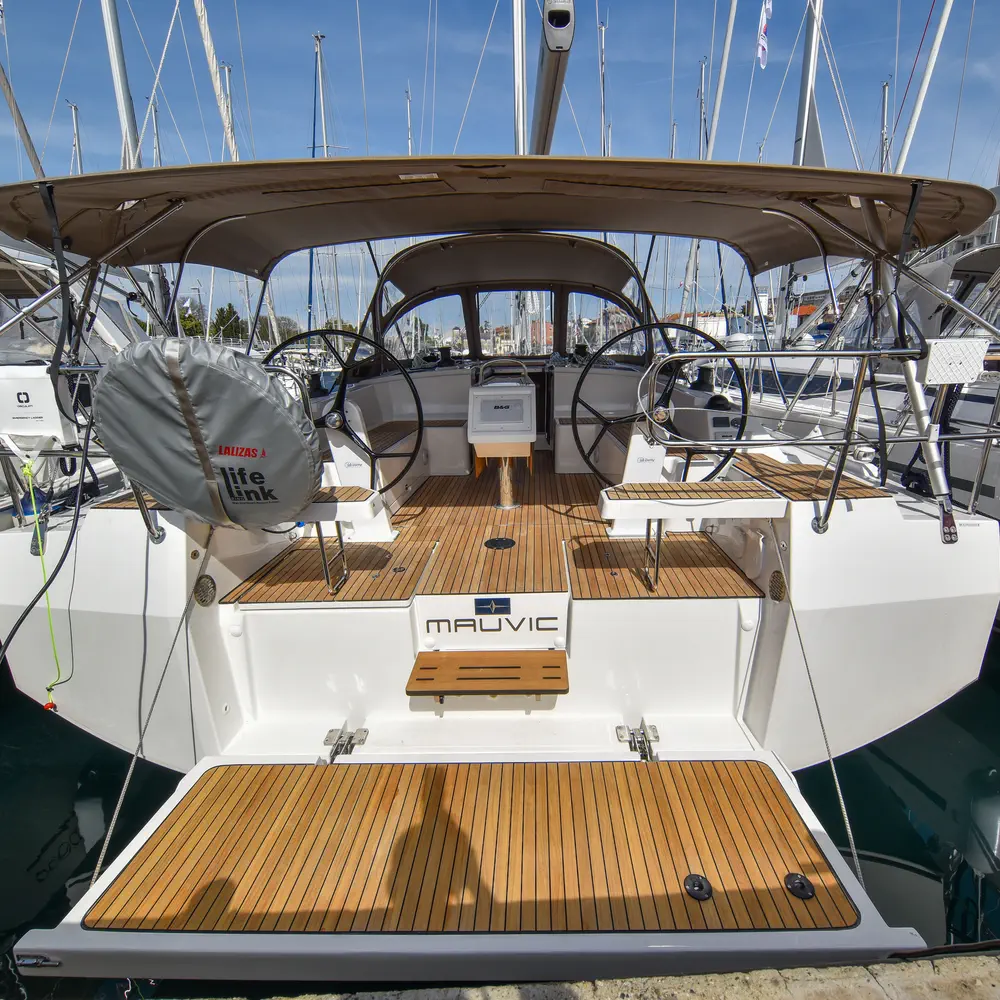 Mauvic 36