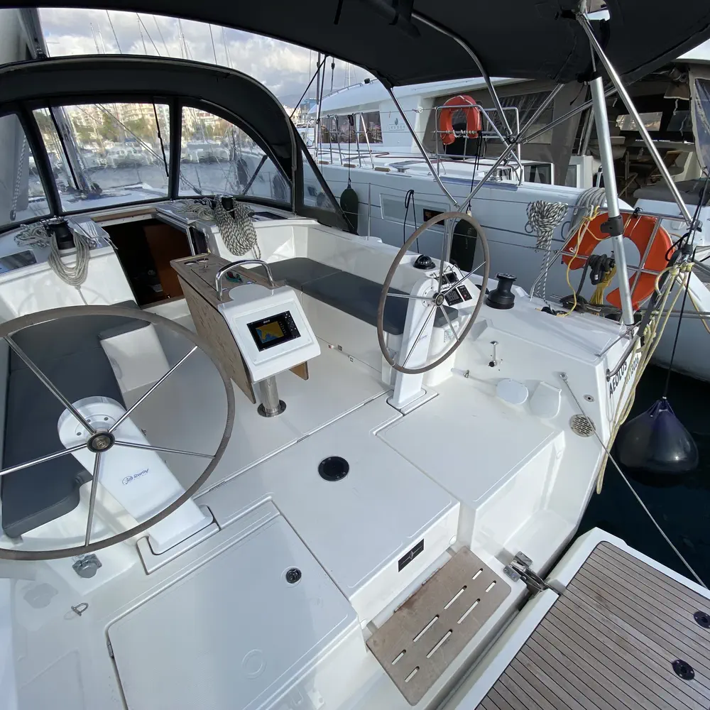 Aeolus 27