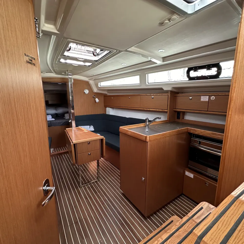 S/Y Celestia 10