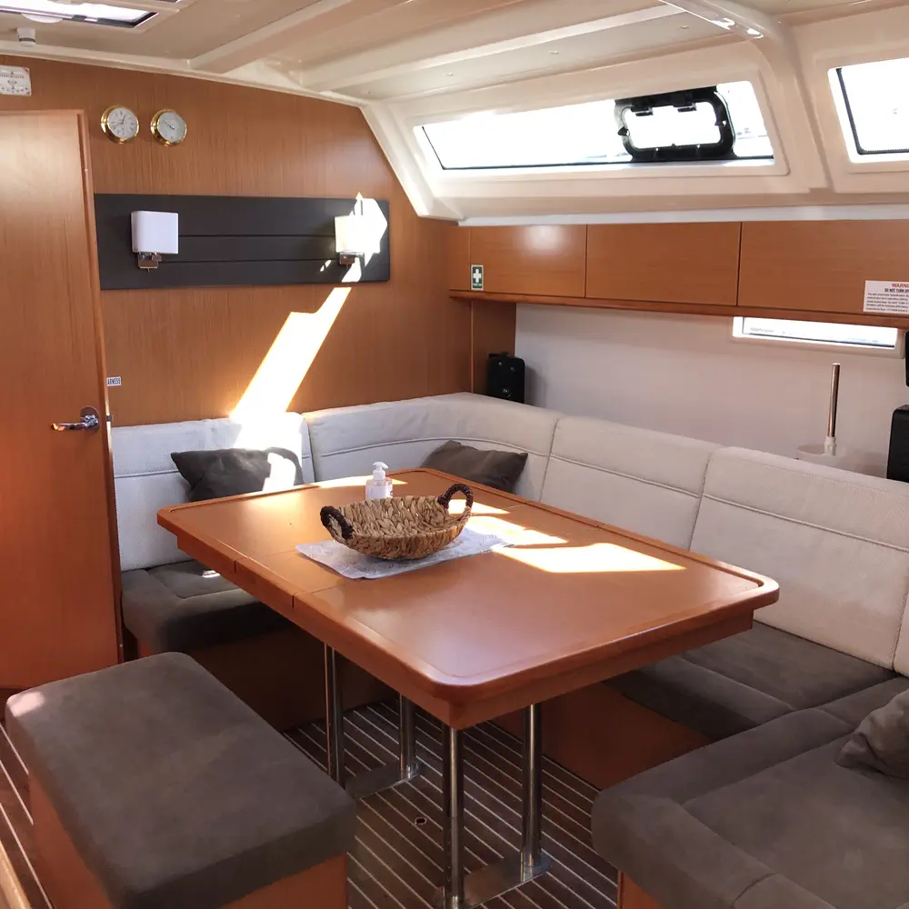 S/Y Amelia 4