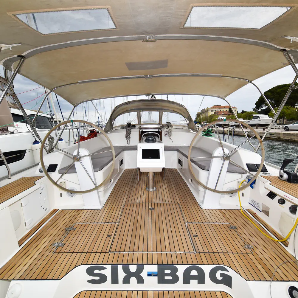 SIX BAG 18
