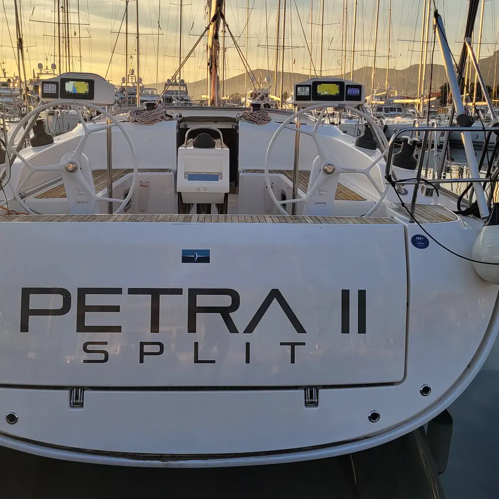 Petra 2 15
