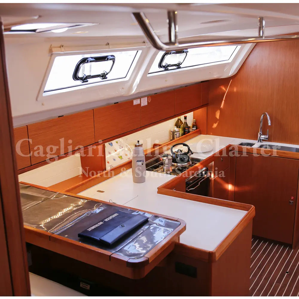 Mediterranea 13