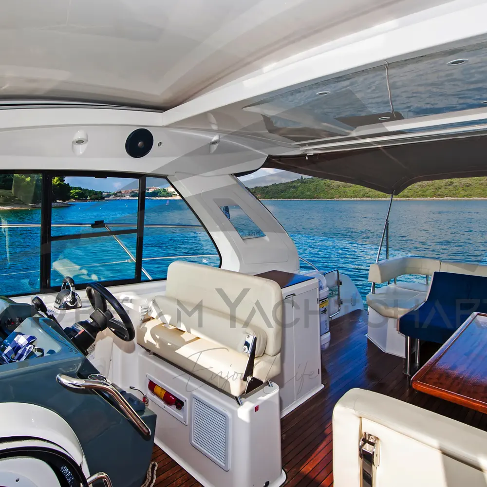 Sun Dreamer 35