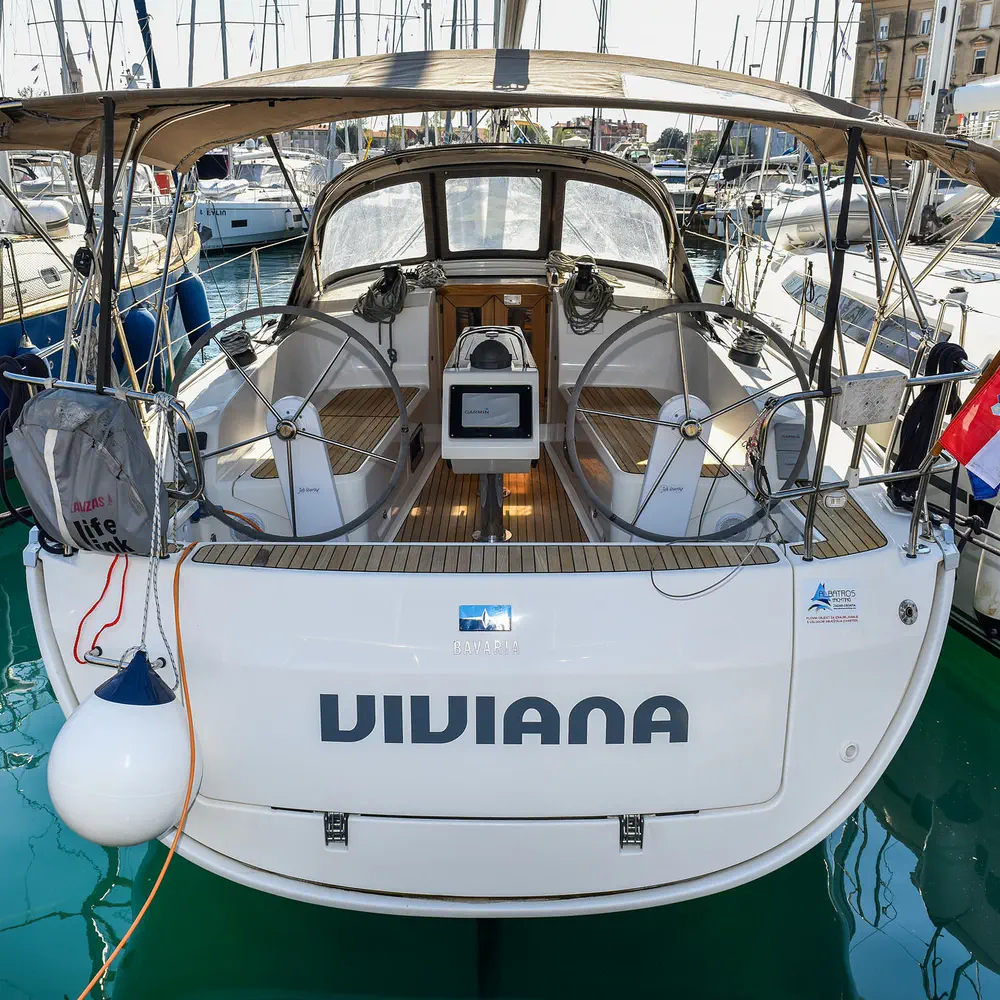 Viviana 33