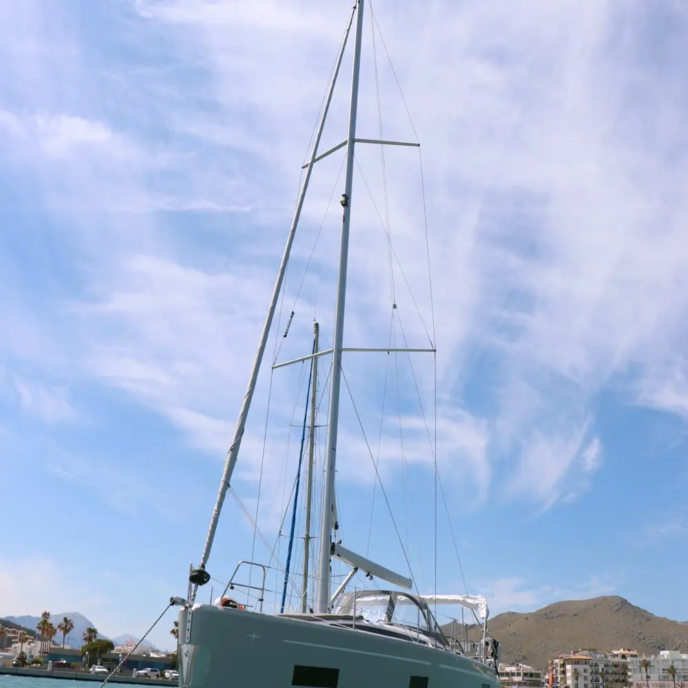 Levante 9