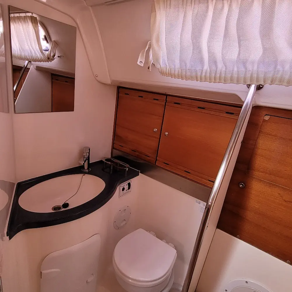 Black Pearl 28