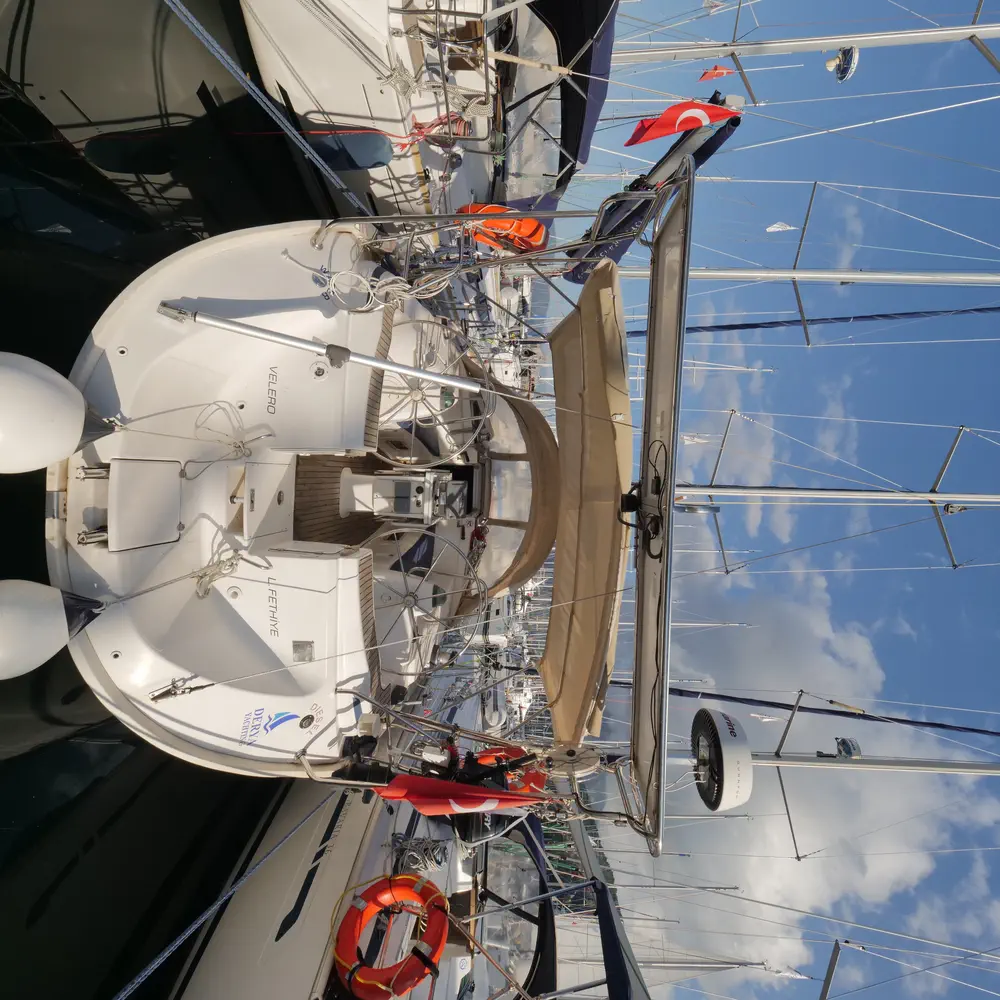Velero 28