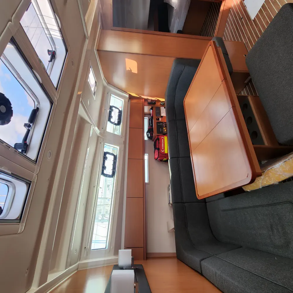 Sail Deneb 8
