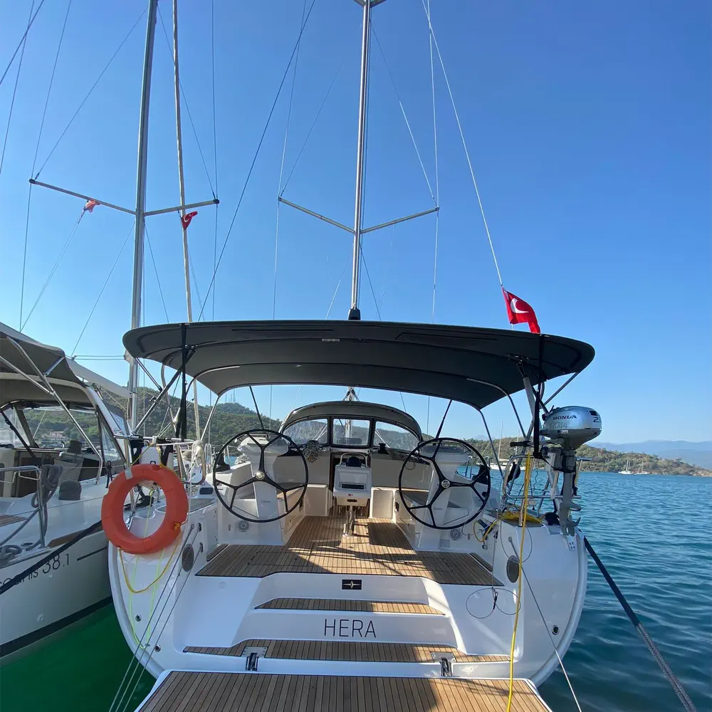 Hera 10