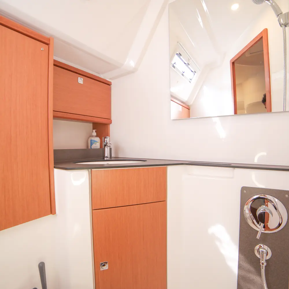 Sail Venus 3